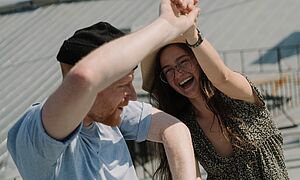 Discofox-Workshop am Wochenende in Brilon Pärchen tanz lachend