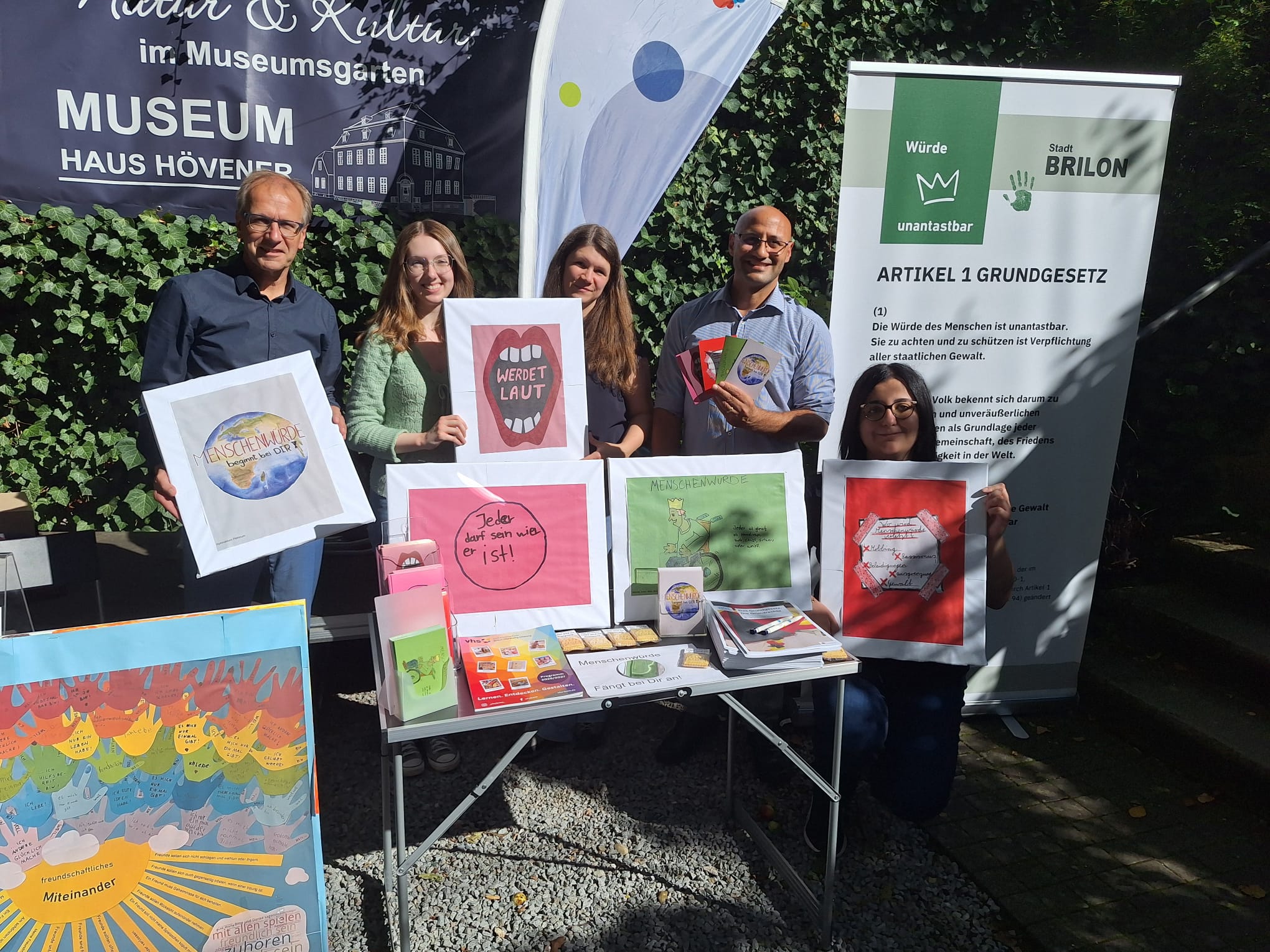 Öffnet die Seite 'Demokratie und Virtual Reality beim Altstadtfest'